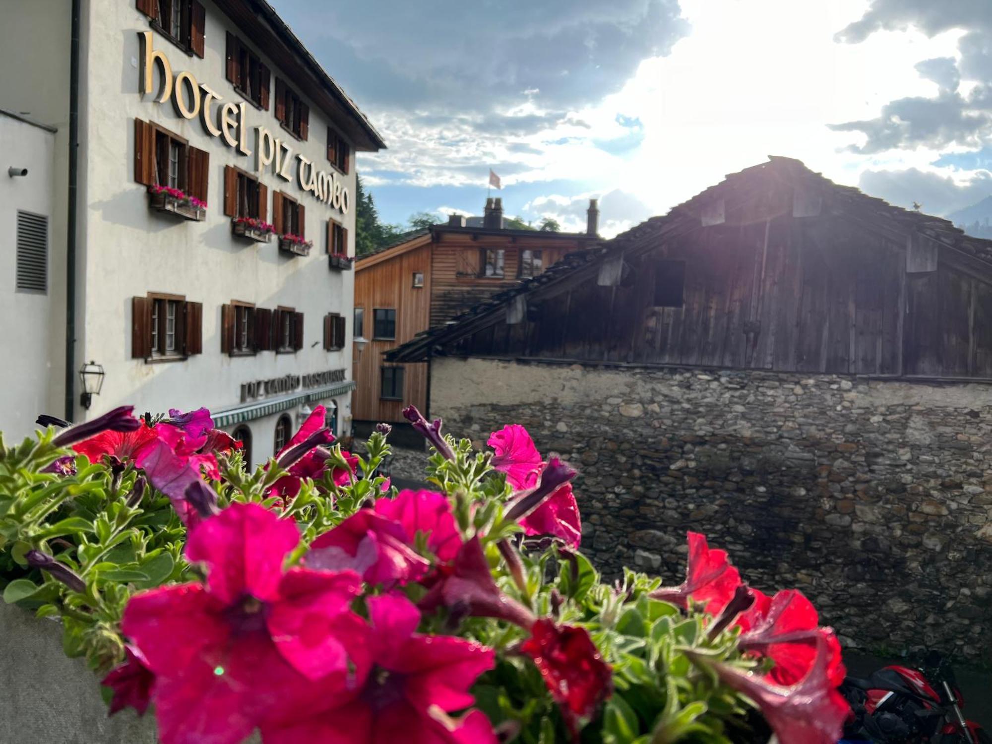 Hotel Piz Tambo Splügen Exterior foto